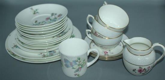 2 tea sets